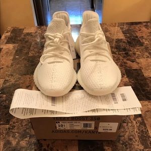 Yeezy 350 Boost V2 Gawdly White